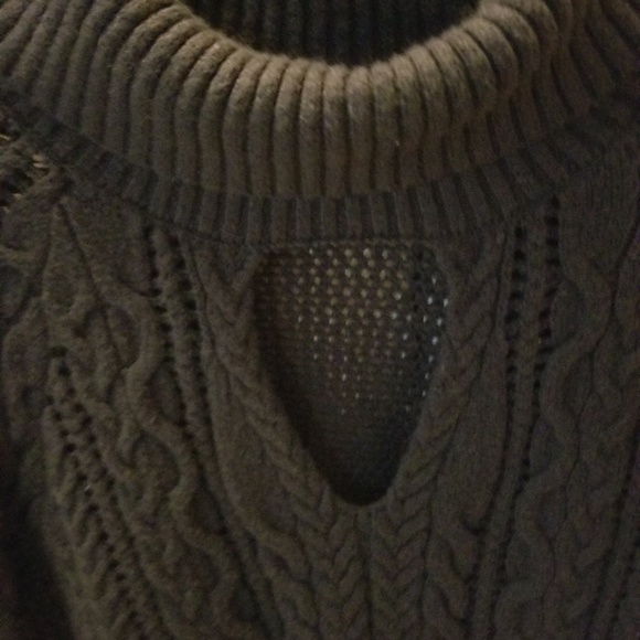 Sweater - Picture 2 of 3